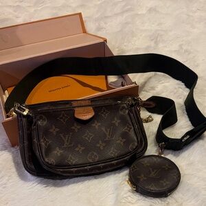 FULL SET Louis Vuitton Monogram Multi Pochette Crossbody